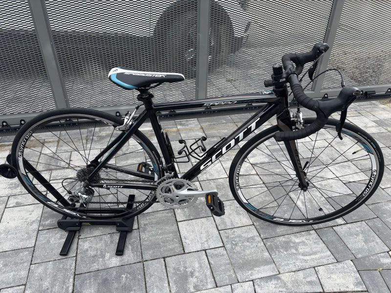 Silniční juniorské kolo Scott Speedster 35, vel. XS (145-165cm)