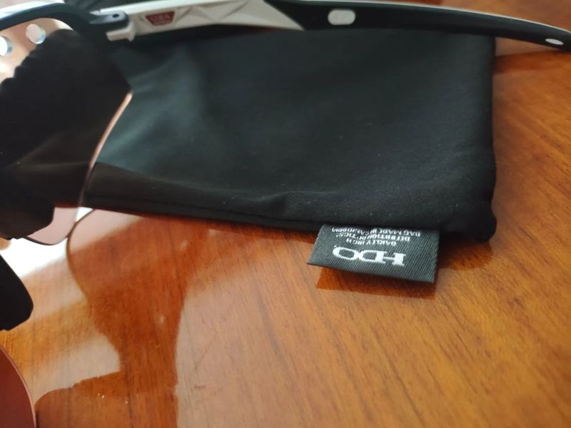 Oakley Sutro Lite sweep