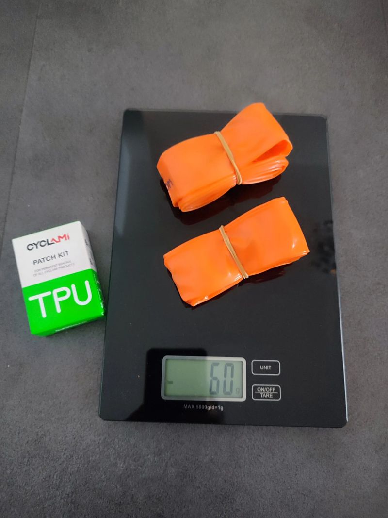 2ks dusa TPU 700x18-35C + packeta Zdarma