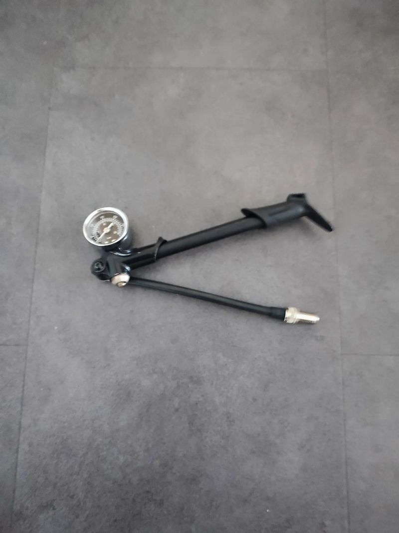 Pumpa na tlmice/vidlice + packeta Zdarma