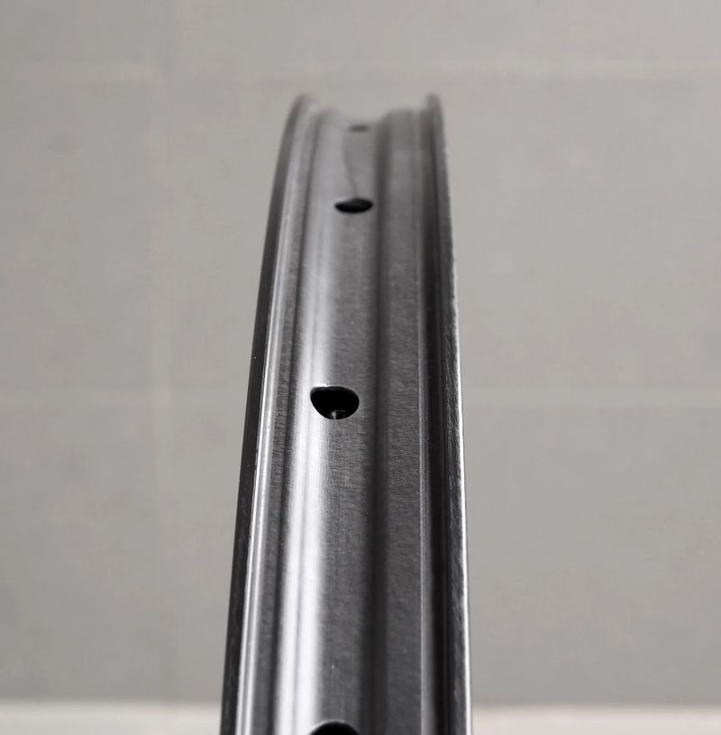 AKCE! karbonové výplety 29" DUKE Lucky Jack SLS5 31-245/285 / Baron HF / Berd (1.055 g) XD nebo MS