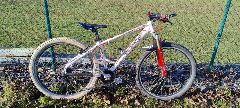 Dětské kolo Force 26 malý rám pro dítě od cca 125 - 150cm