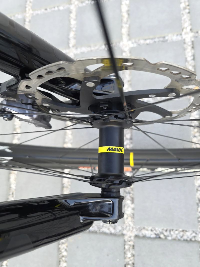 Horské kolo Deviate Highlander 140 carbon 29″ velikost L