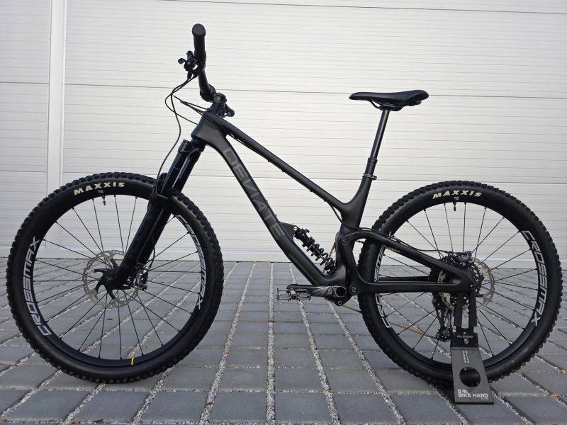 Horské kolo Deviate Highlander 140 carbon 29″ velikost L