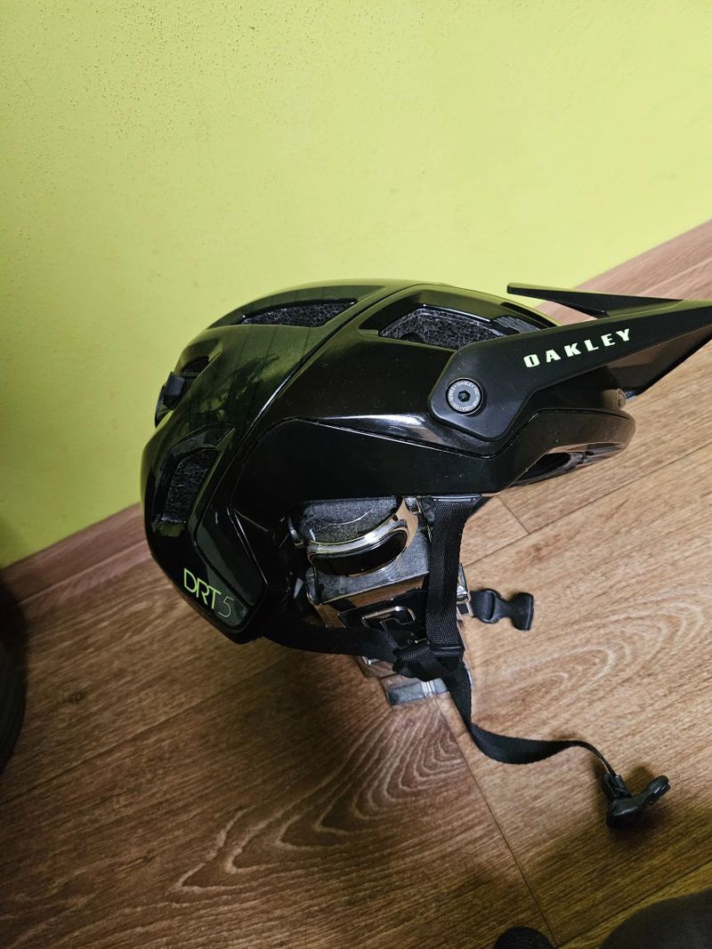 Oakley DRT5 Mips