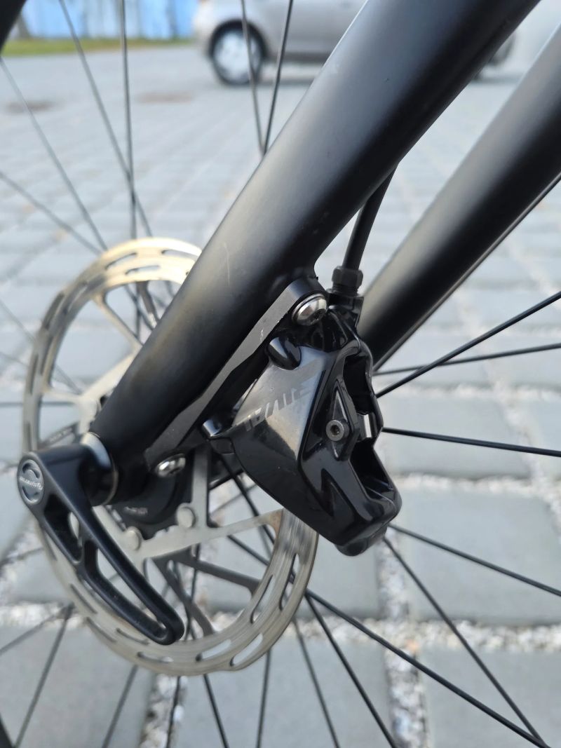 Silniční kolo Scott Addict SE Carbon Rival eTap – velikost 56 (L)