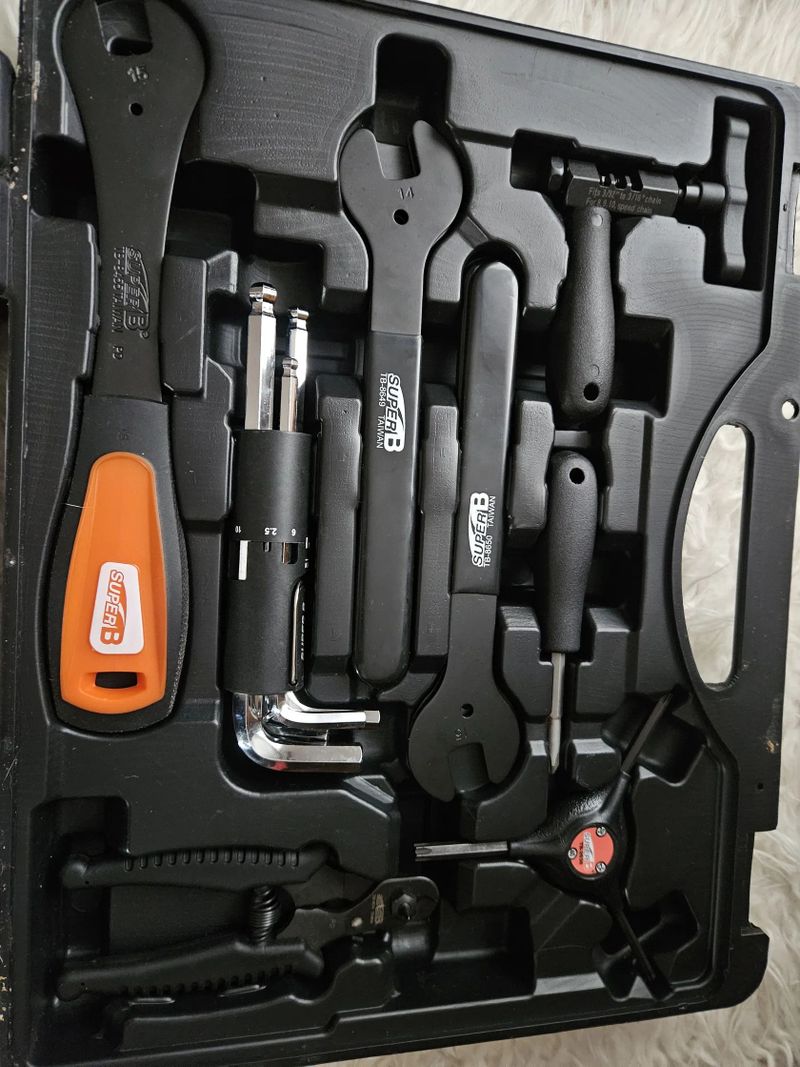 SuperB sada 29 kusů nářadí