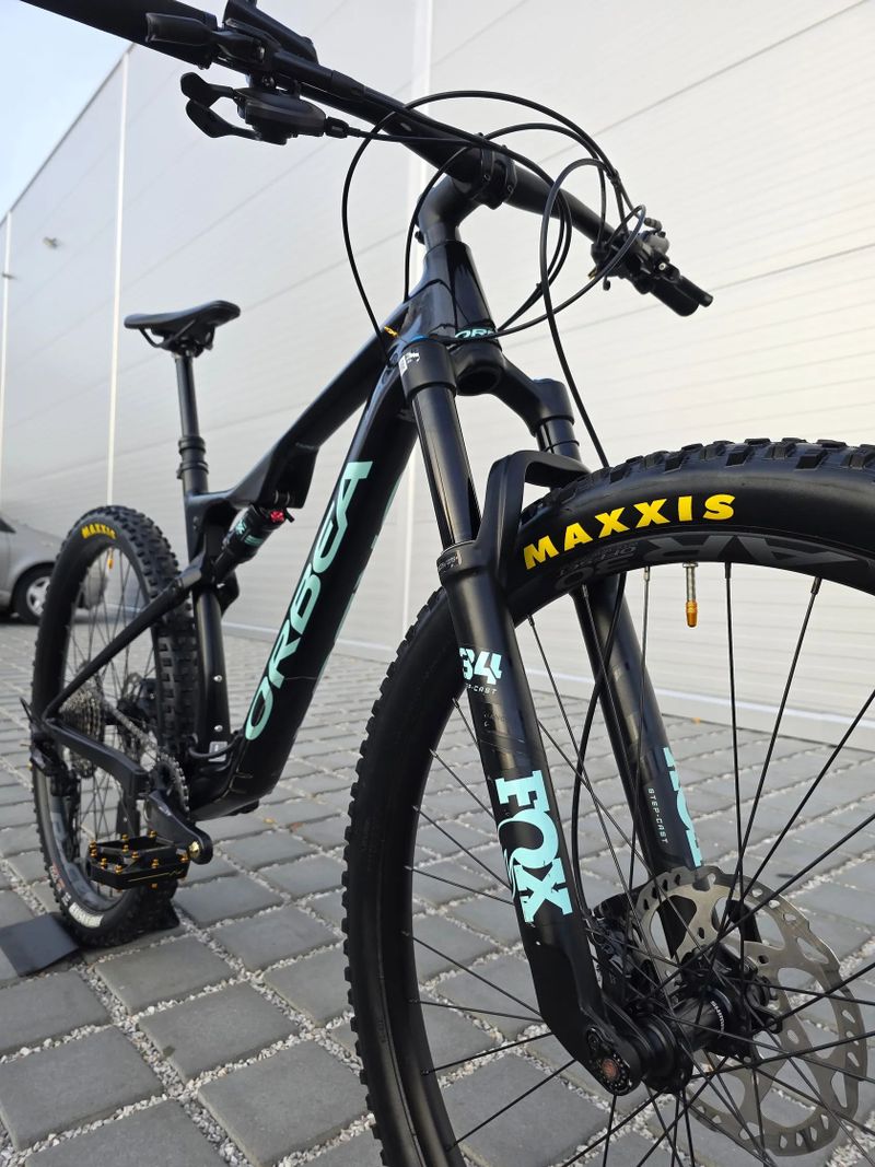 Horské kolo Orbea OIZ H10 TR 2021 29″ - velikost L