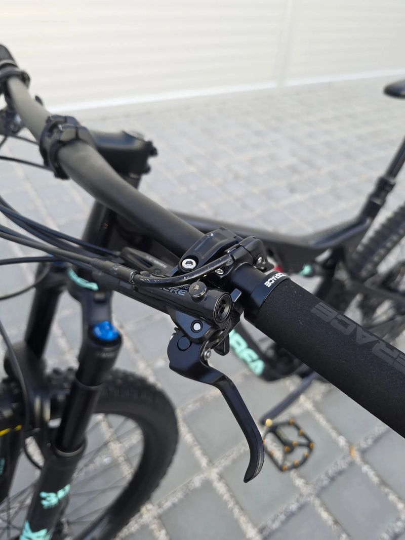 Horské kolo Orbea OIZ H10 TR 2021 29″ - velikost L