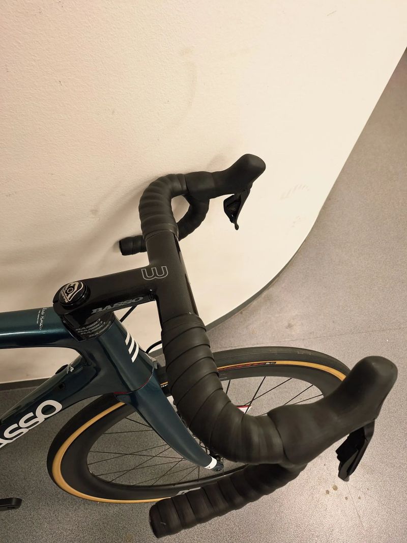 Basso Diamante, nová sada, nová kola, kombo řiďítka