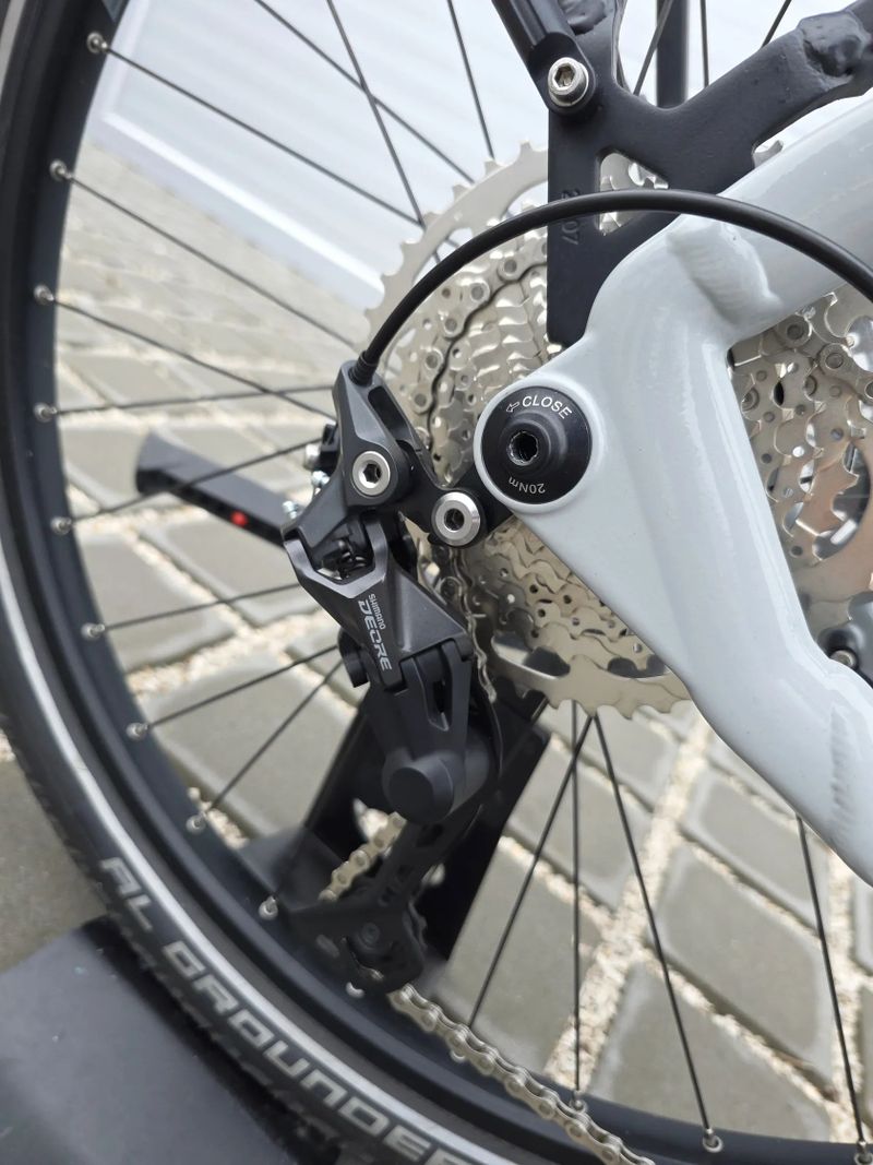 Elektrokolo Haibike Trekking 6 2022 630Wh 27,5" – velikost L