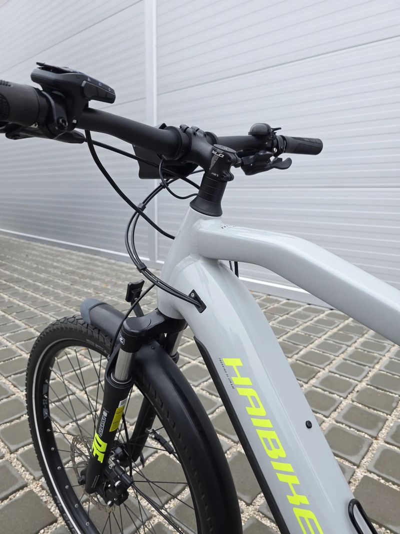 Elektrokolo Haibike Trekking 6 2022 630Wh 27,5" – velikost L