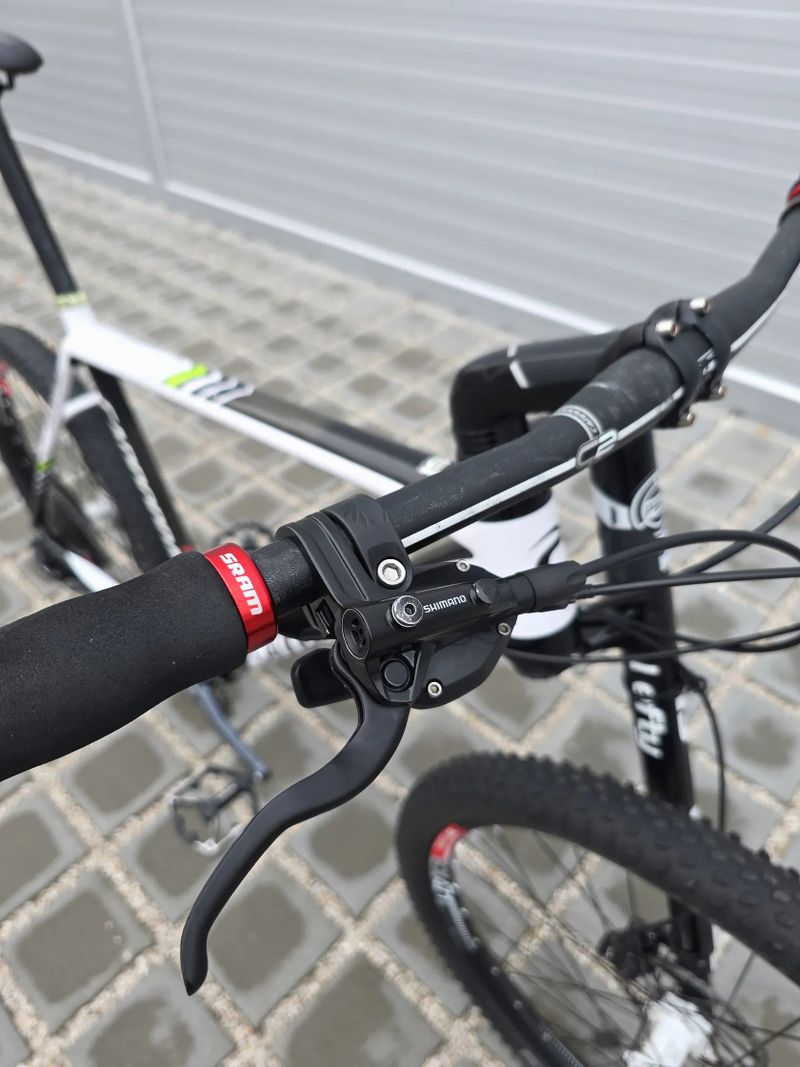 Horské kolo Cannondale Flash Si 26″ Carbon Lefty - velikost XL