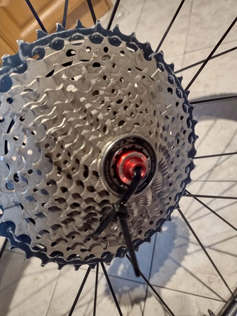 Závodní XC zapletená kola 27,5"