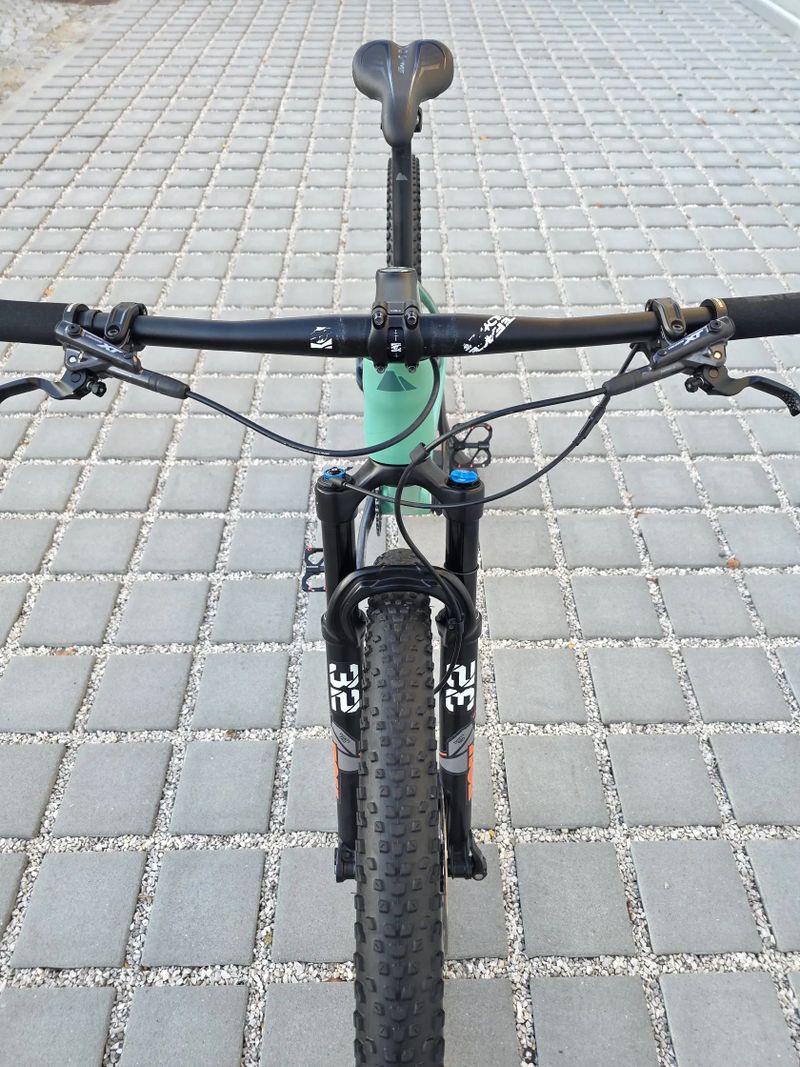 Horské kolo Canyon Exceed CF7 Carbon AXS 2024 29″ velikost S