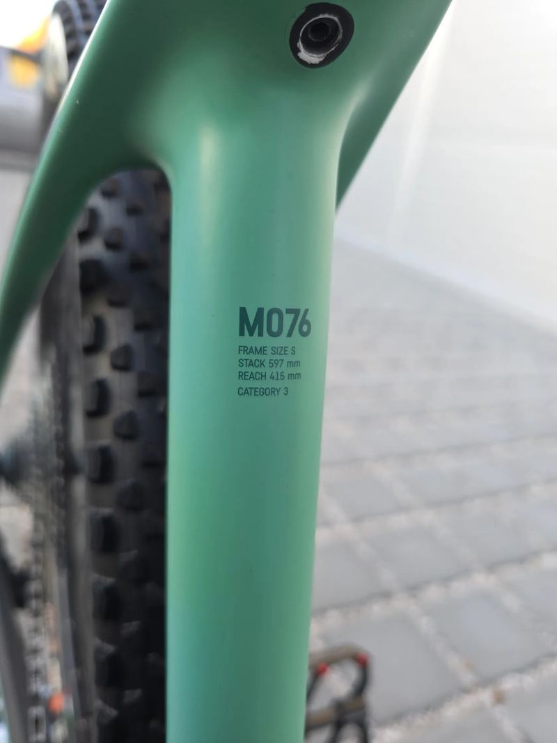 Horské kolo Canyon Exceed CF7 Carbon AXS 2024 29″ velikost S