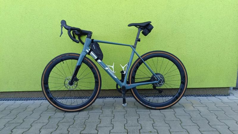 Superior x-road team comp vel. L "56" na 175-185cm rychlý univerzál 