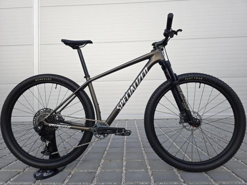 Horské kolo Specialized Epic HT Comp 2025 Transmission 29″ velikost M