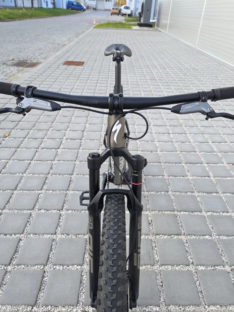 Horské kolo Specialized Epic HT Comp 2025 Transmission 29″ velikost M