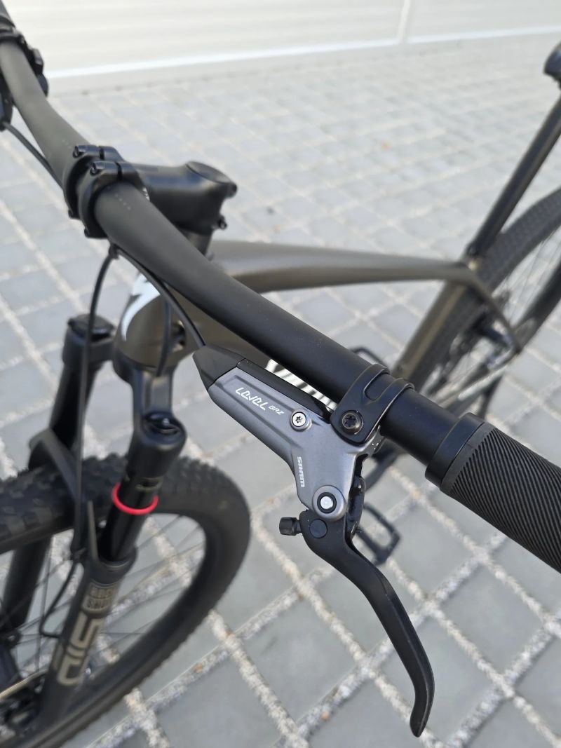 Horské kolo Specialized Epic HT Comp 2025 Transmission 29″ velikost M