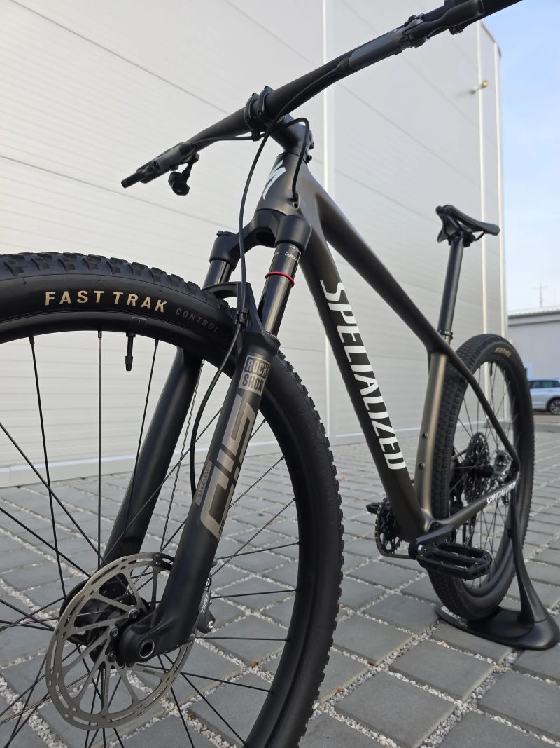 Horské kolo Specialized Epic HT Comp 2025 Transmission 29″ velikost M