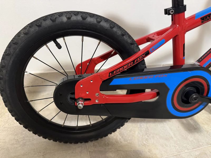 Leader Fox Snake 16”