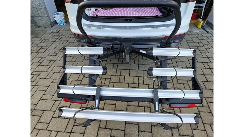 Nosič kol na tažné zařízení Thule Velospace XT 939 + adapter pro čtvrté kolo