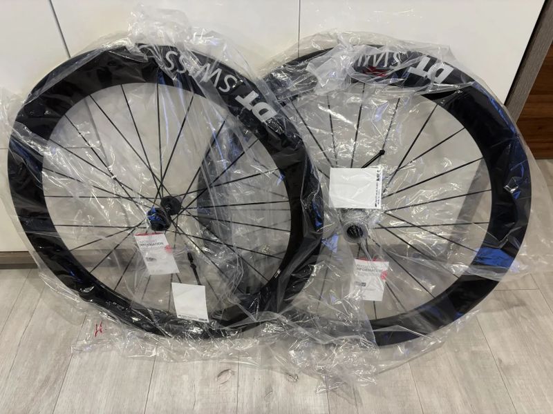 Nové DT Swiss 1100 / 62 sram ořech