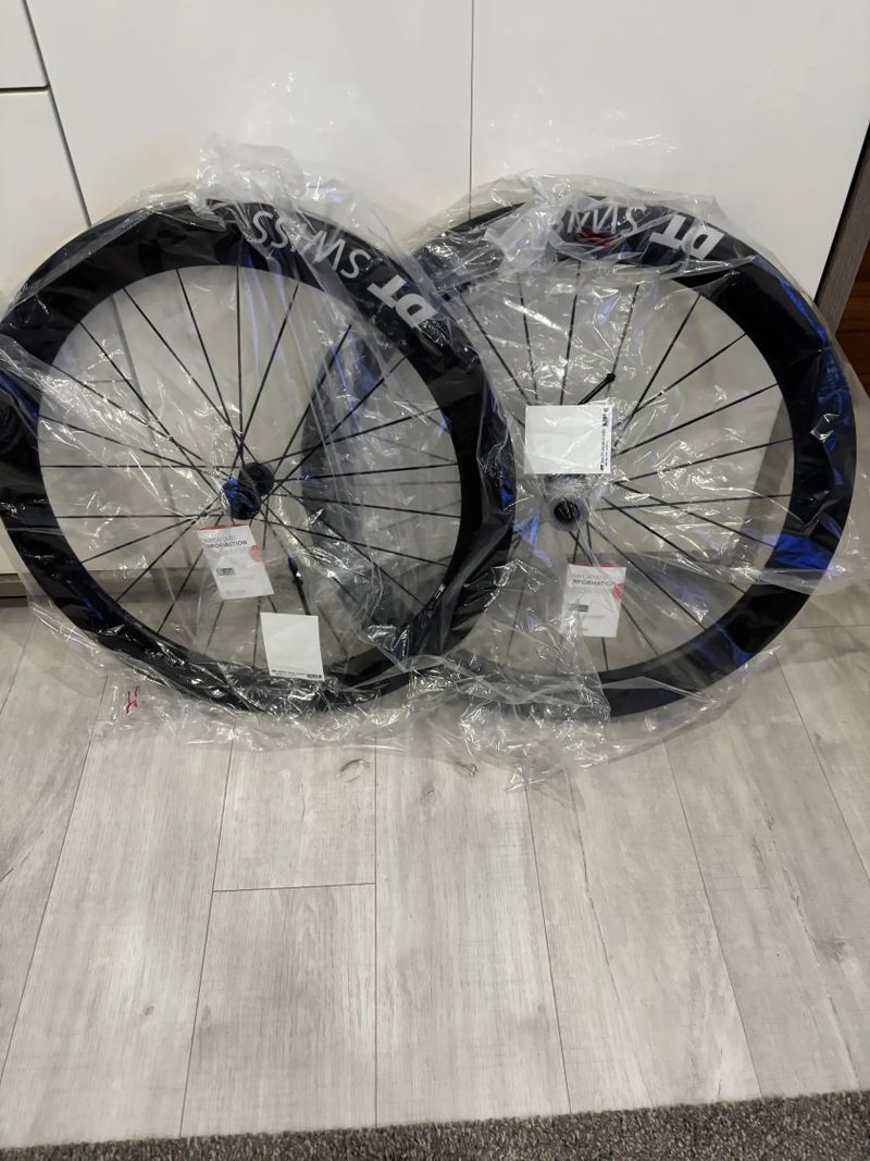 Nové DT Swiss 1100 / 62 sram ořech