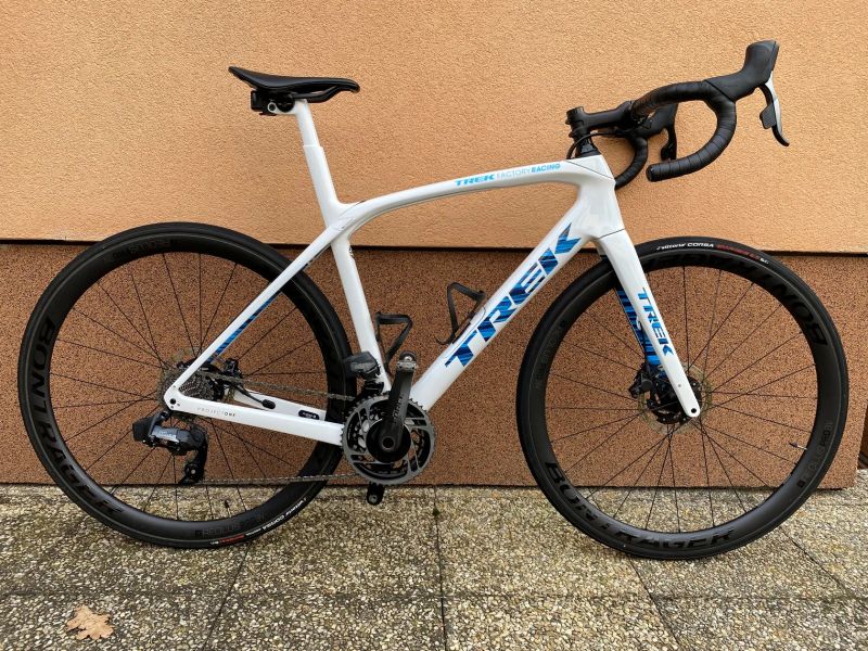 Trek Domane SLR 7 Disc E tap