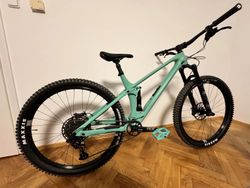 YT Industries Izzo