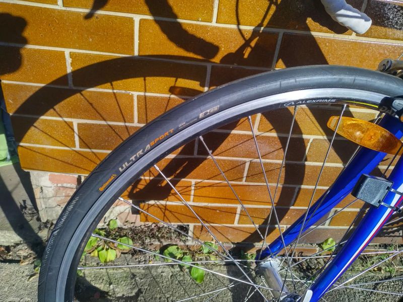 Silniční kolo Merida