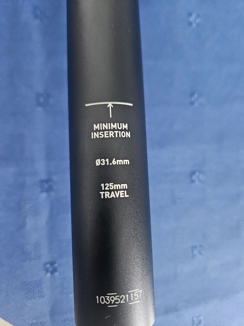 Rock Shox Sedlovka Reverb AXS 31.6mm