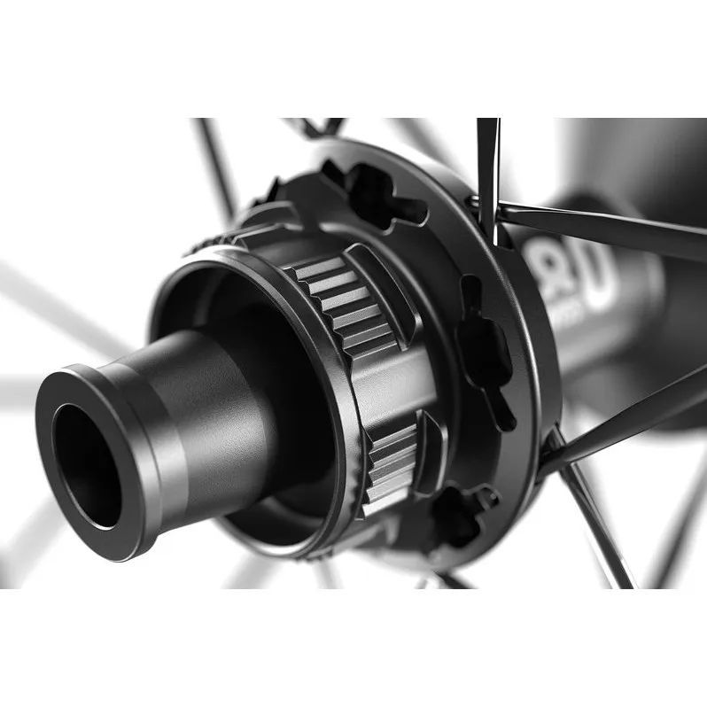 Nová DT Swiss ARC 1100 DICUT 62, ořech Shimano 