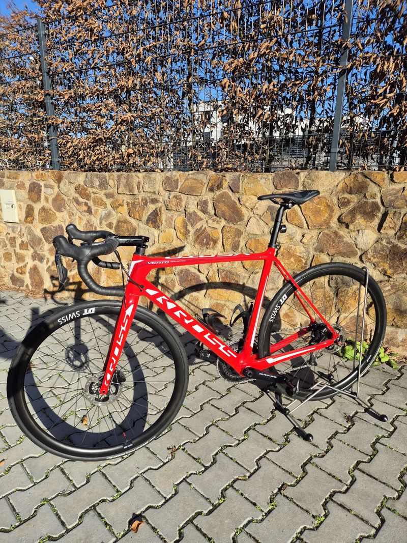 Kross Vento team edition