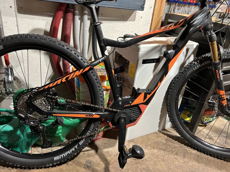 KTM Macina Race 291