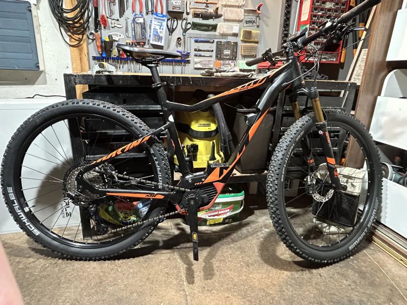 KTM Macina Race 291