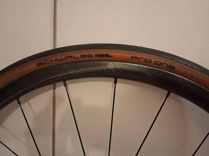 Ultralehká zapletená kola Ere Genus II SL30