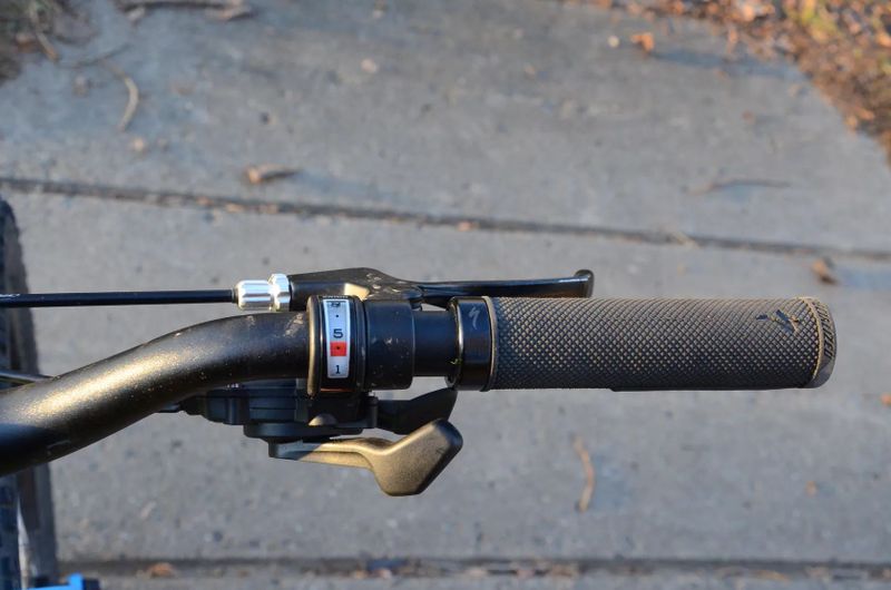 Specialized Fatboy 24 – dětský/juniorský fatbike + 1 řídítka navíc