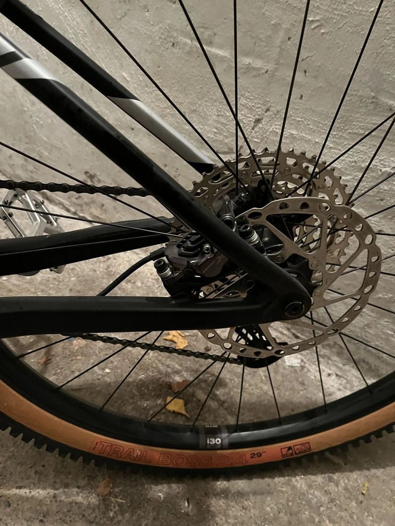 Rock Machine Blizz CRB 50-29 černá/stříbrná