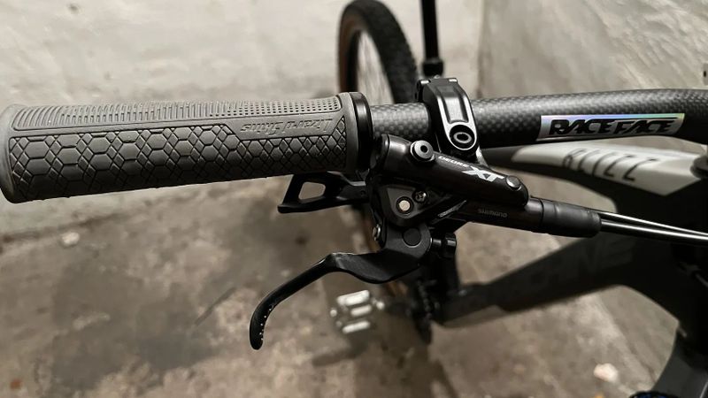 Rock Machine Blizz CRB 50-29 černá/stříbrná