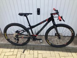 SPECIALIZED PRO MALÉ ZÁVODNÍKY