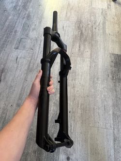 RockShox Pike Select 29 Boost, zdvih 130 mm