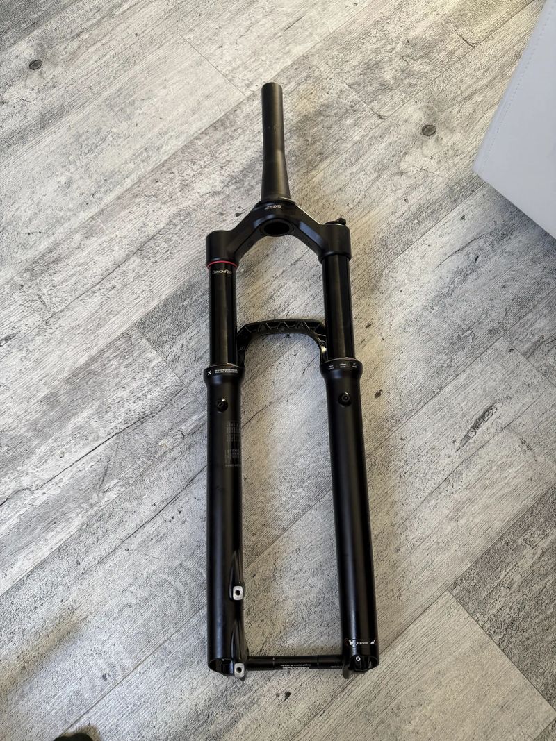 RockShox Pike Select 29 Boost, zdvih 130 mm