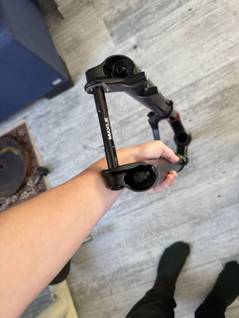 RockShox Pike Select 29 Boost, zdvih 130 mm