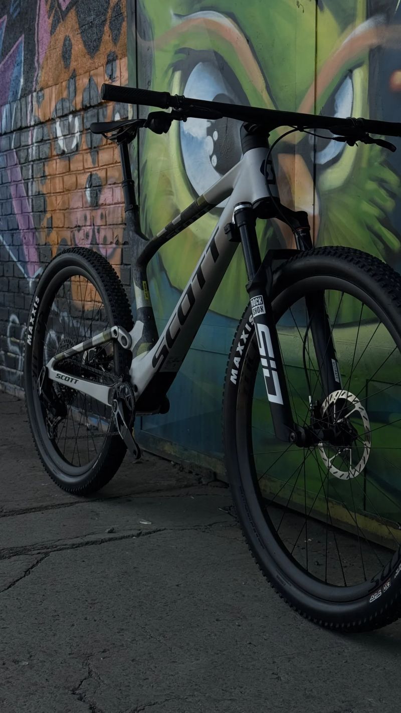 Scott Spark RC World Cup - Flight attendant, Wattmeter, ježděno 2 měsíce, záruka