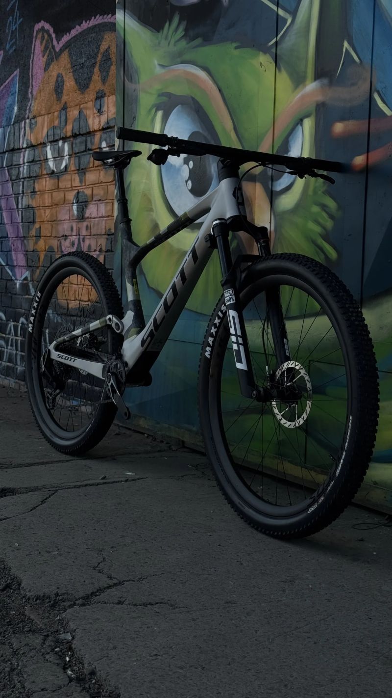 Scott Spark RC World Cup - Flight attendant, Wattmeter, ježděno 2 měsíce, záruka