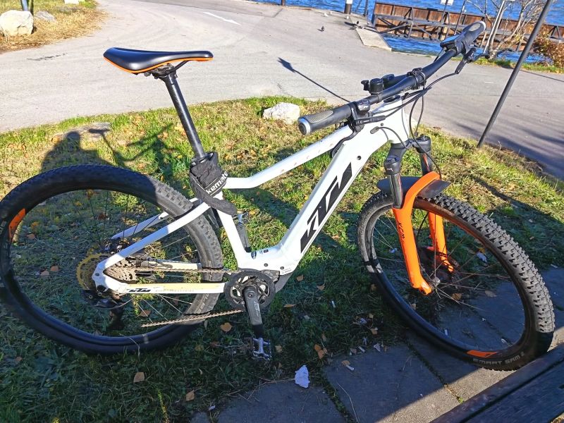 KTM Macina race