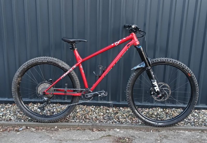 Commencal Meta HT 29 / mullet