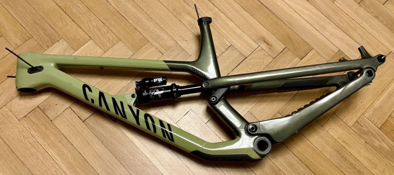 Canyon Spectral CF8 29” vel L